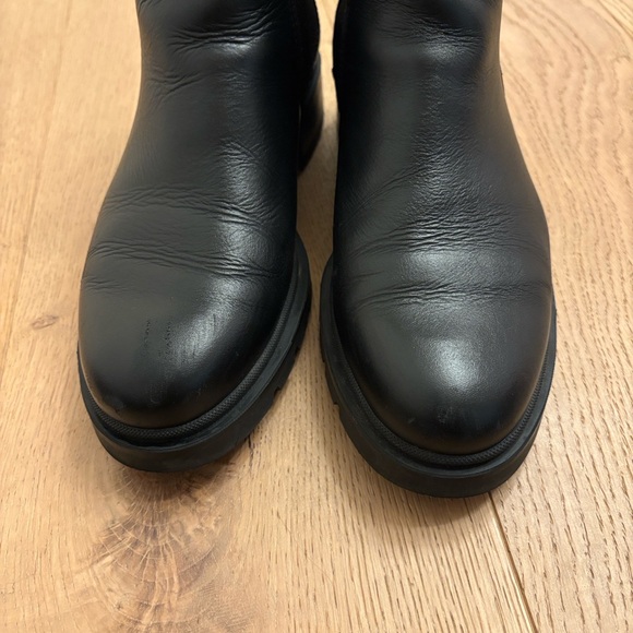 La Canadienne Sorento Waterproof Chelsea Boot - Picture 15 of 17